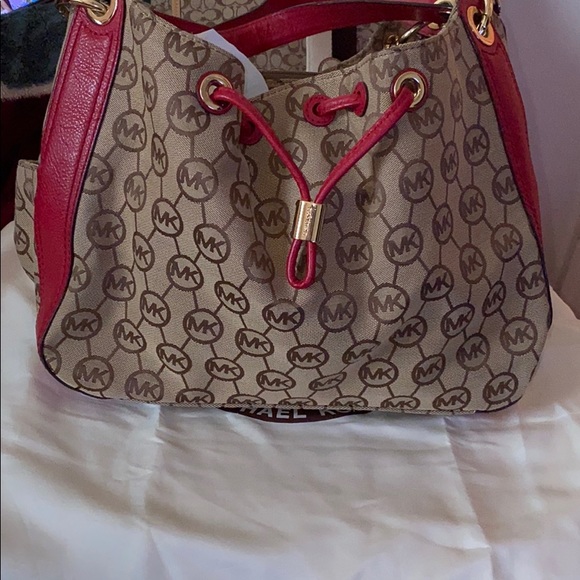 MK tote - Picture 1 of 7